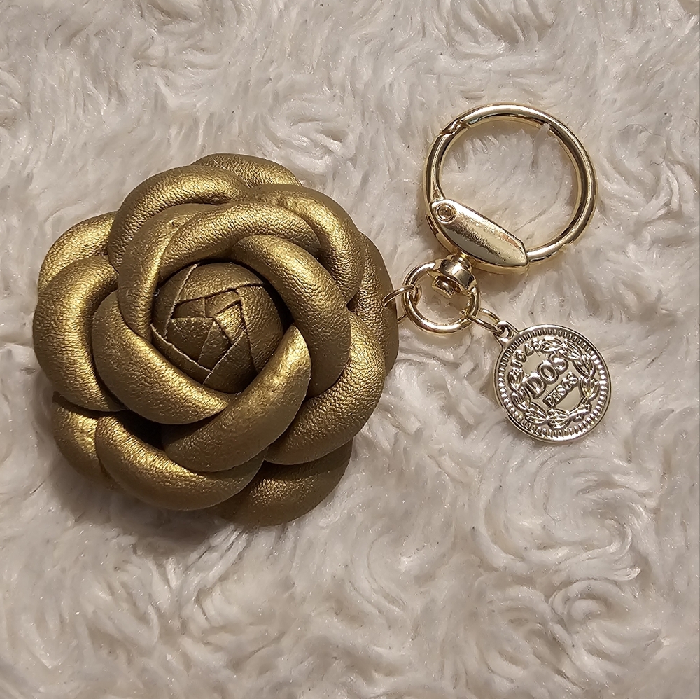 Gold Camila Rose Keychain Purse Charm NWOT - Picture 6 of 6